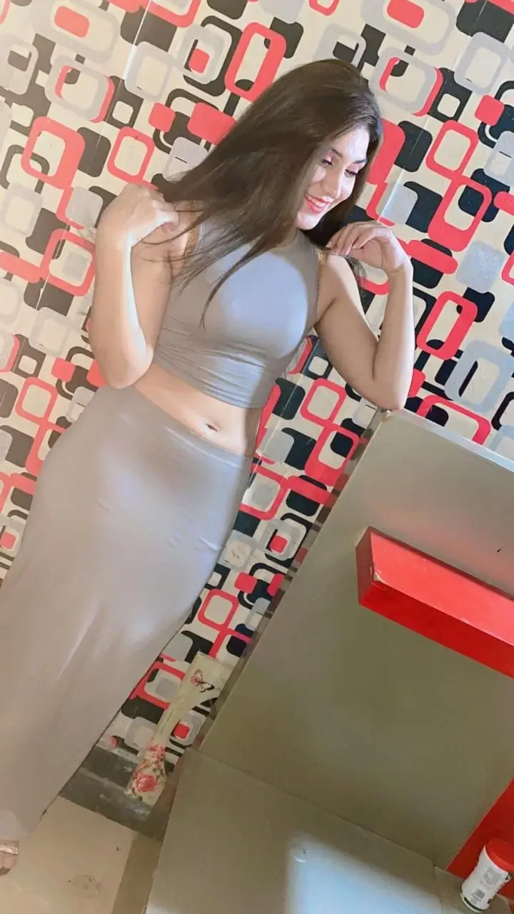 Karachi escort services model